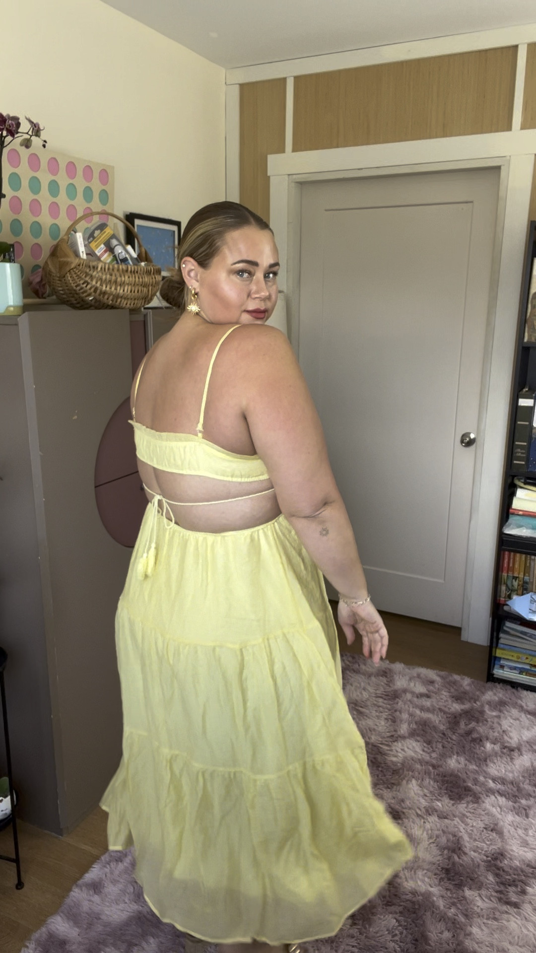 Did I just find the perfect summer dress under $35 on Amazon?
🌻🌼🌞
I’ve been seeing this dress all over the American influencers, so I found the Canadian link and tried on a size XL!
It comes in 3 colors, and it’s so cute for spring or summer!


Where would you wear this dress?


#summerdress #amazonfind #freepeopledupe #springfashion #summerdress 

#LTKfindsunder50 #LTKplussize #LTKwedding