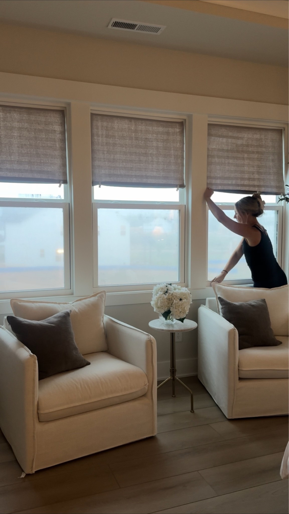 Bedroom sitting area

#LTKvlog #LTKHome