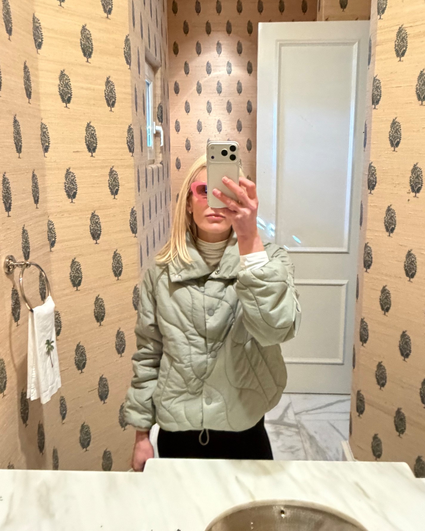 Perfect jacket for carpool run this morning 💚