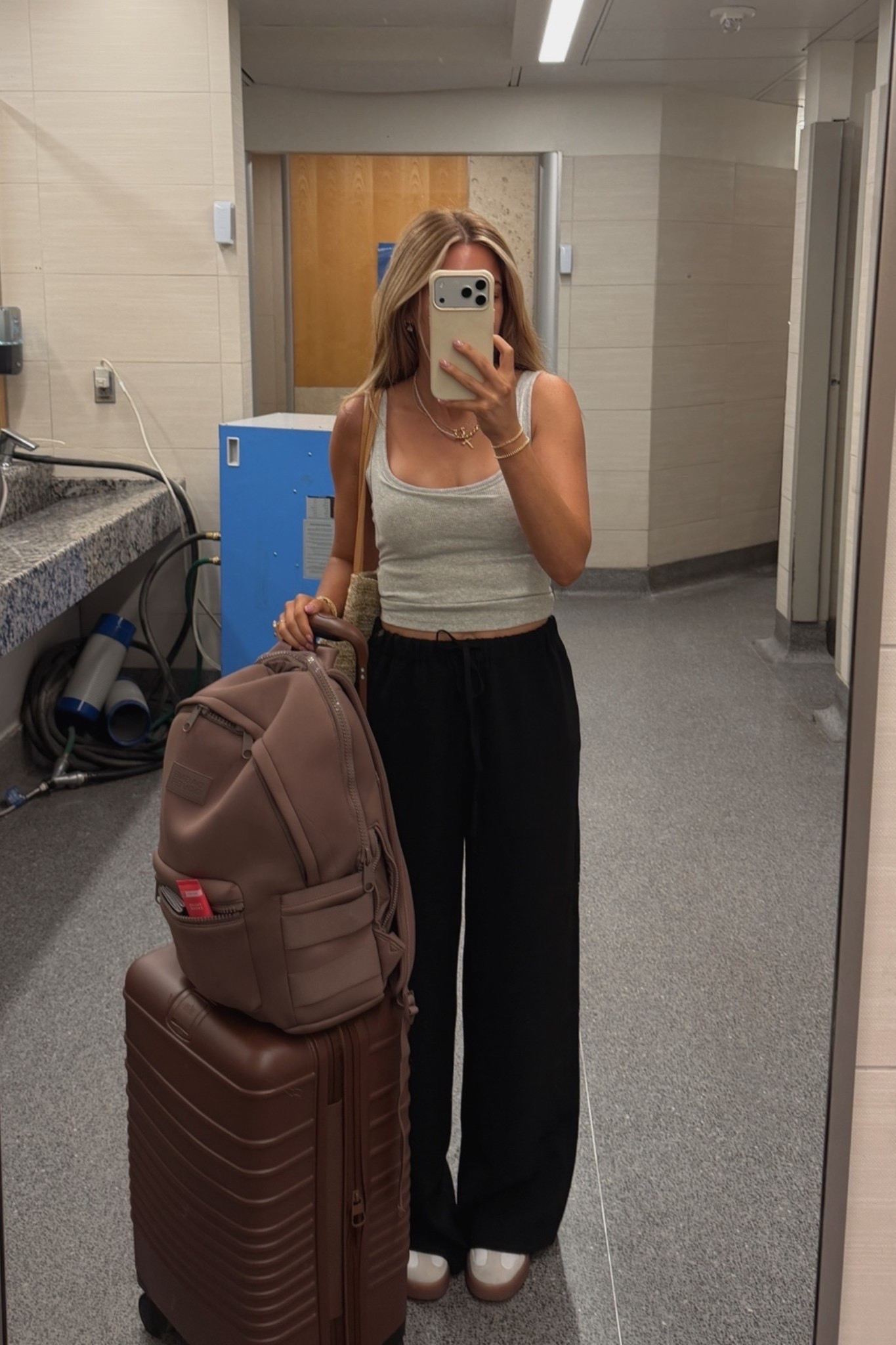 tank: xxs // pants: small, run true to size

casual outfits, travel outfits, amazon fashion, flowy pants, basics, michele jaliene

#LTKootd #LTKTravel
