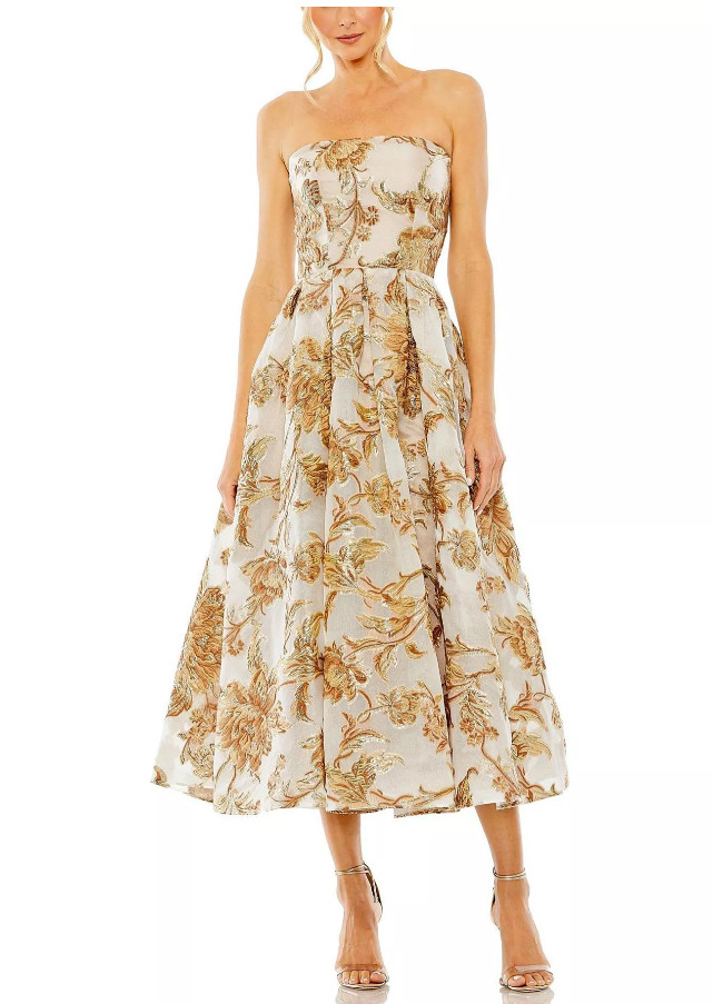An elegant statement piece designed for sophistication and grace, this strapless brocade midi dress features a structured bodice with built-in boning for a flawless fit and a voluminous skirt that moves beautifully with every step. The floral metallic pattern adds a luxurious touch, while the hidden pockets bring a modern, practical detail. Perfect for weddings, galas, or evening celebrations, this timeless silhouette combines classic glamour with subtle functionality. Tap to see how this look transforms any special occasion with effortless charm.

#brocadedress #weddingguestoutfit #eveningstyle #elegantfashion 

 

#LTKHoliday #LTKPetite #LTKWedding