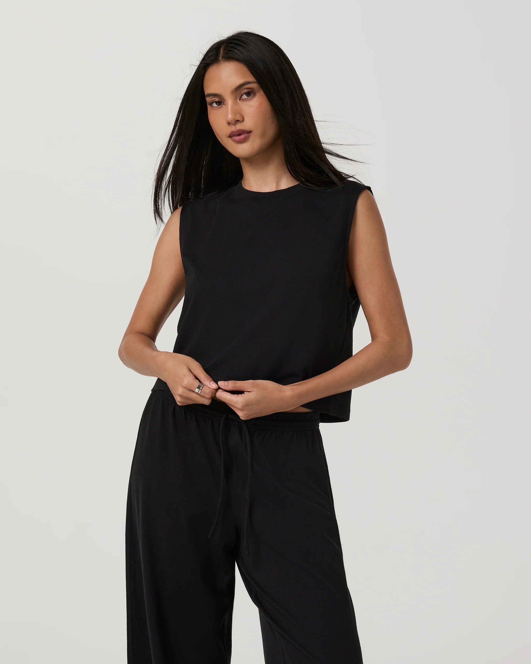 Vuori Heavyweight Cotton Easy Tank Top | Black | XL | Vuori Clothing (US & Canada)
