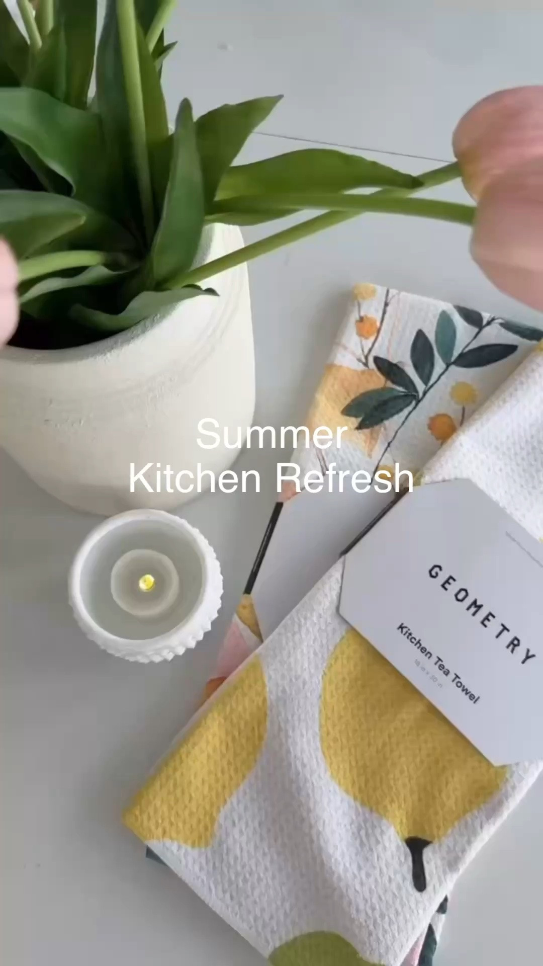 Freshen up your kitchen for summer 🌷🍋 These Geometry tea towels are one of those little upgrades that make everyday tasks feel a bit brighter. I love the cheerful lemon print, soft texture, and how quickly they dry compared to traditional kitchen towels. They add the perfect pop of color while still being practical for daily use.

#KitchenDecor #SummerHome #TeaTowels #GeometryHouse #HomeFavorites #KitchenRefresh #AmazonHomeFinds
