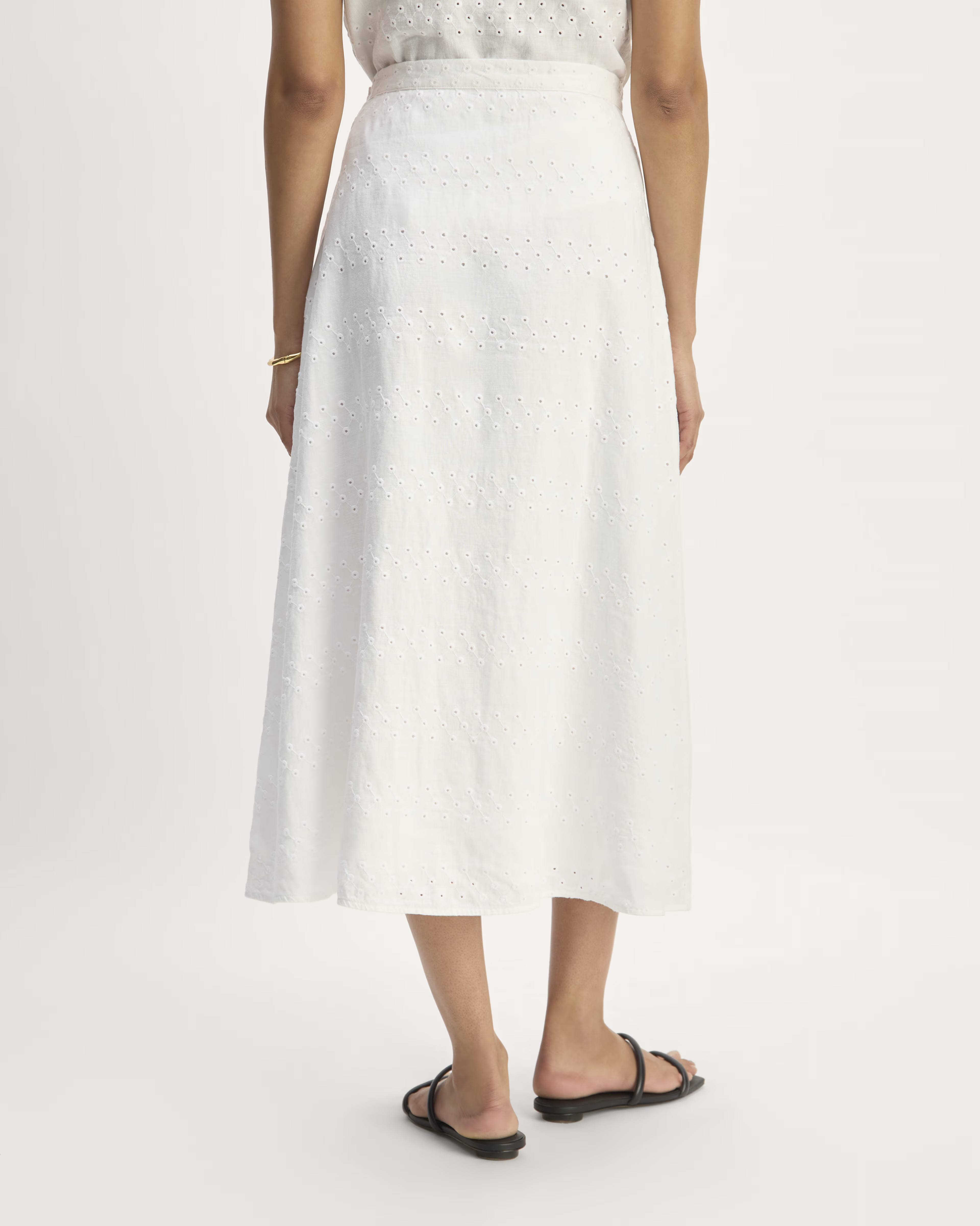 The Linen Eyelet Midi Skirt | Everlane
