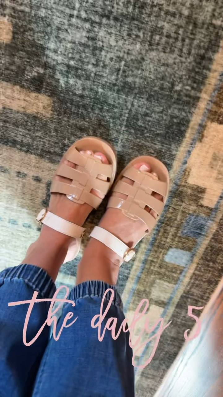 Daily 5…#3…the Riley Jelly! Y’all have seen me wear these for years and this is my new color and I think it’s my favorite! I wear size 7/8. ￼

#LTKstorytime #LTKmomlife #LTKOver40