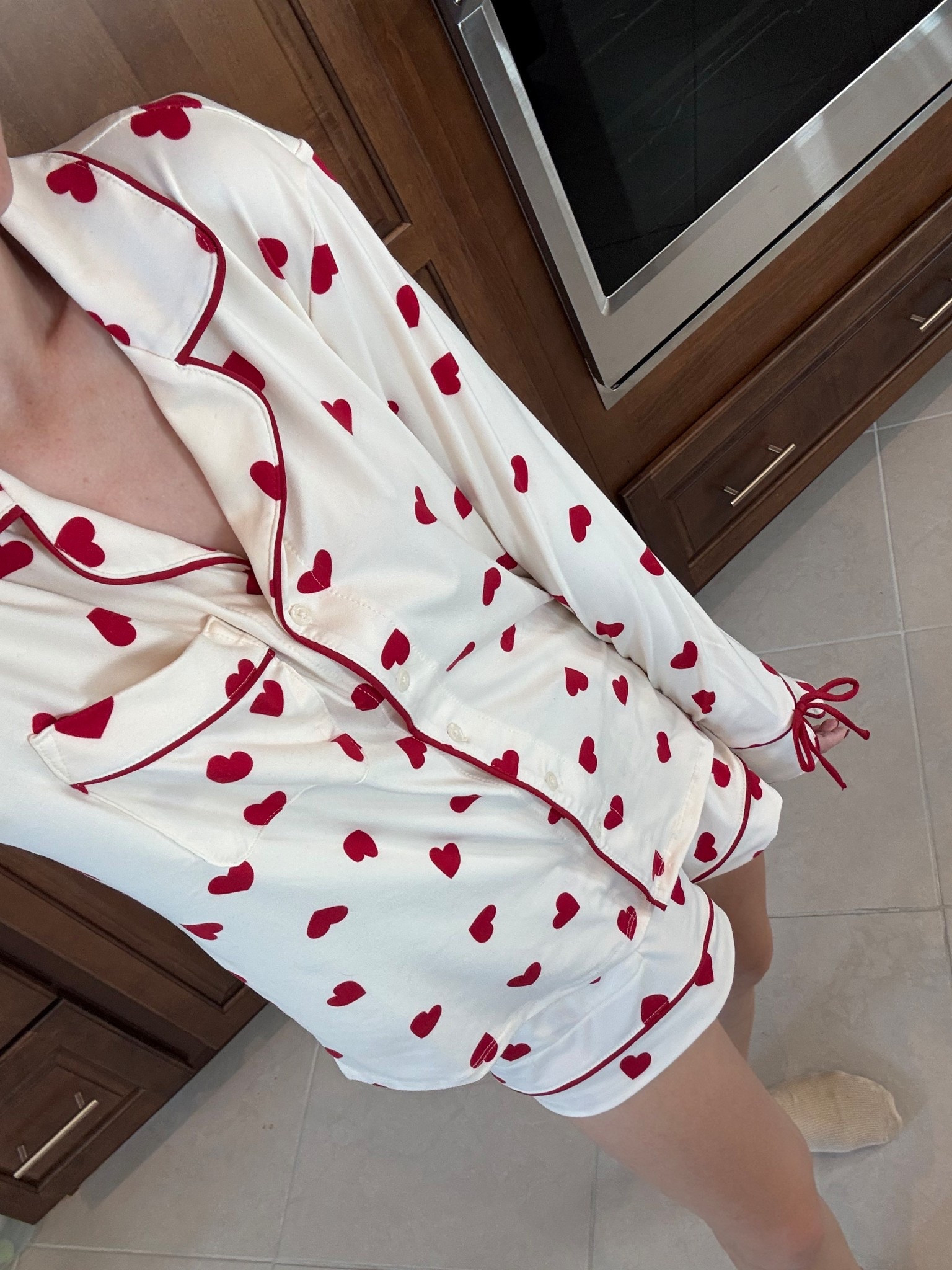 Heart pajamas under $50!
♥️♥️♥️
These are so soft and comfortable. I can’t believe where I found these.


#LTKValentine #LTKmorningroutine #LTKootd