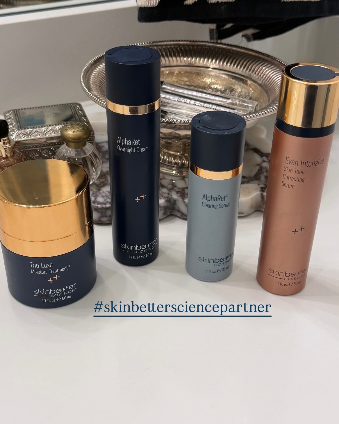 #skinbettersciencepartner Romanticizing my growing @skinbetter collection 😍
Investing in these products two years ago and consistently using them has been transformative! 
#skinbetterpartner
#skinbetter
#skinbetterscience
