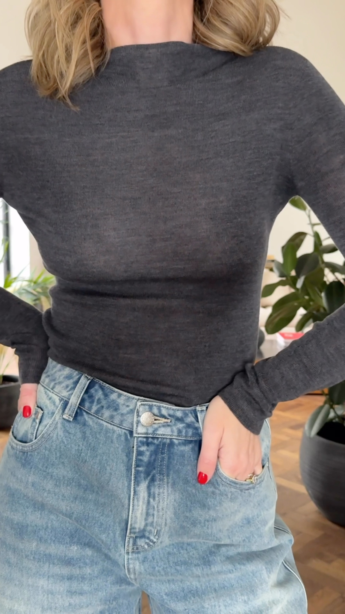 Ad A winter try-on with @selfwhoofficial I kept the base the same, their Turtleneck Wool Top and jeans, and rotated three coats to show how easy it is to build outfits around a really good foundation
Code Emma for 15% off sitewide 
Emma20 for 20% off on orders of 2 or more items
Emma30 off on orders of 3 or more items 


#LTKautumn #LTKwinter #LTKuk