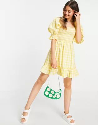 New Look tie back shirred smock dress in yellow gingham | ASOS (Global)