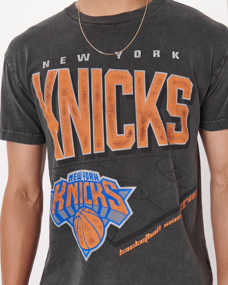 Men's New York Knicks Graphic Tee | Men's Tops | Abercrombie.com | Abercrombie & Fitch (US)