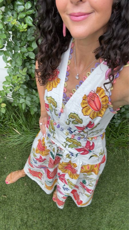This dress is a stunner! Love the fit and colors for summer. Wearing an XS and I’m tempted to order another piece in this gorgeous print.

#LTKtravel #LTKstyletip #LTKparties