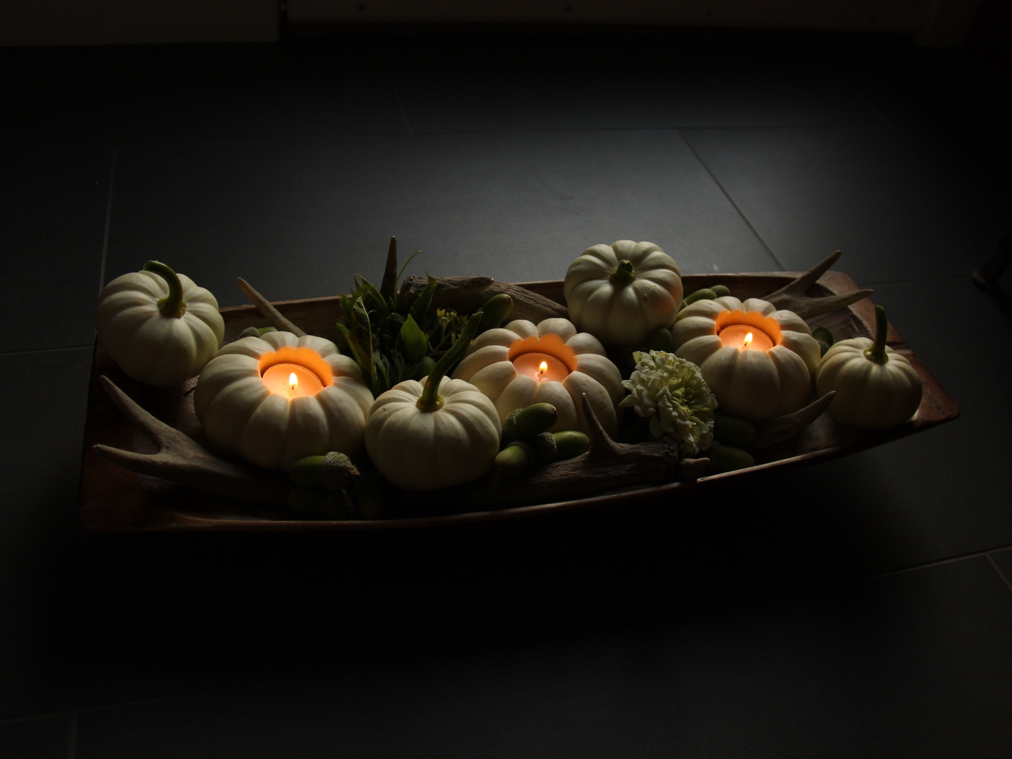 Halloween centrepiece 💀 #Halloween #DIY #pumpkins

#LTKSeasonal #LTKHalloween