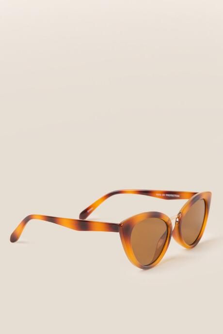 Kiki Cat Eye Sunglasses in Tort - Tortoise | Francesca’s Collections