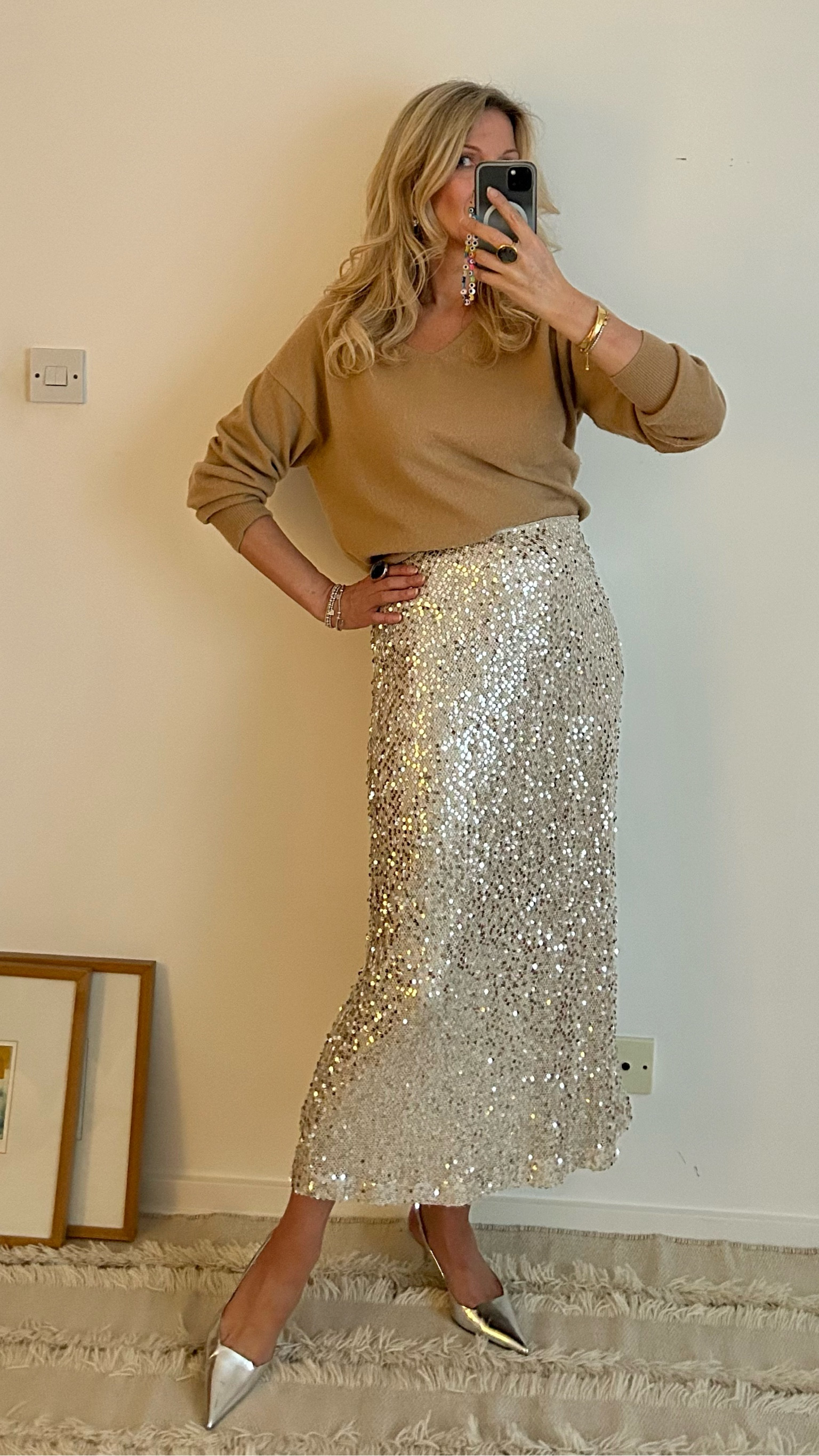 Sequin Skirt | Autumn Winter Style | Cashmere Knits | Silver | Camel

#LTKluxury #LTKwinter #LTKuk