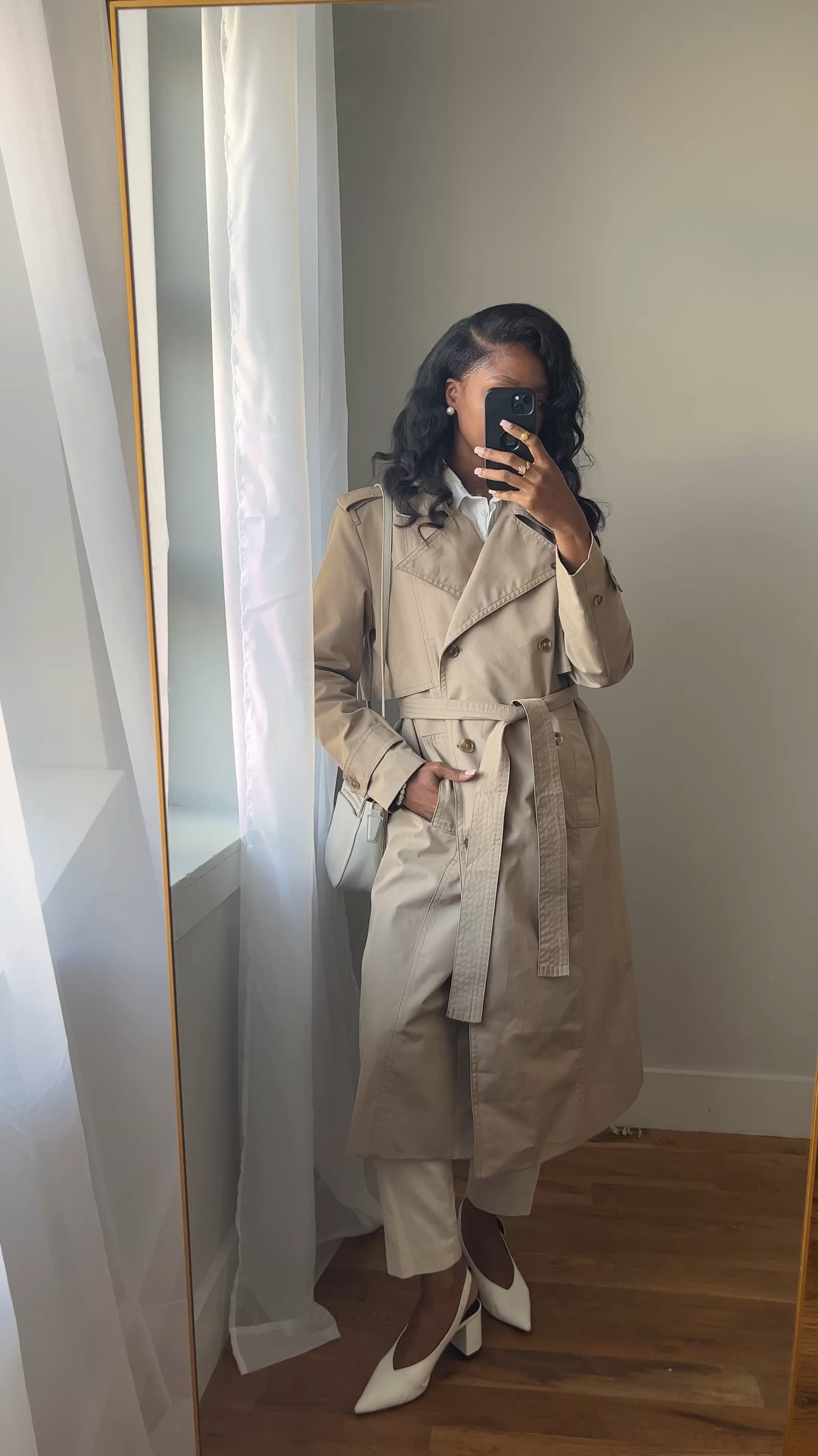Elevating everyday looks with this classic trench coat from Banana Republic ! Timeless style meets modern flair🍂✨ #TrenchGoals #BananaRepublic 

#LTKSeasonal #LTKStyleTip #LTKSaleAlert