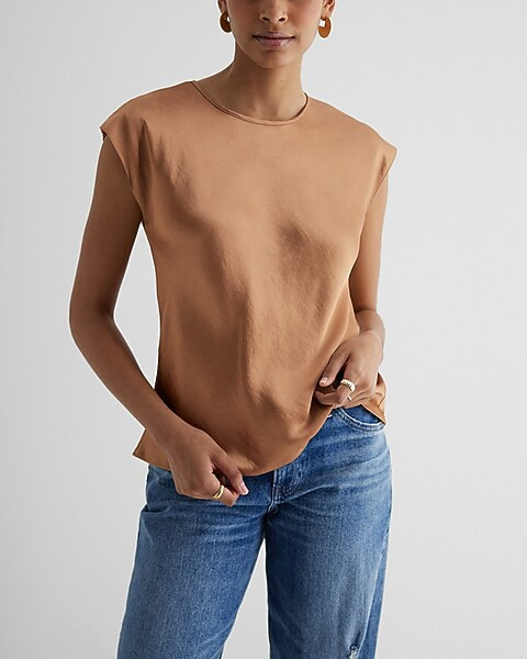 Satin Crew Neck Gramercy Tee | Express