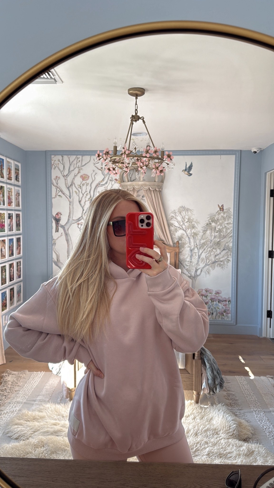 hot mom walk ready. these piece would make great gifts🎀
@vuoriclothing #vuoripartner

#LTKGiftGuide #LTKHoliday #LTKActive