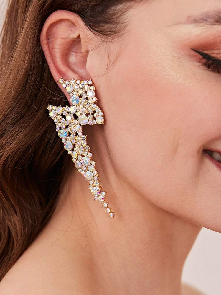 1pair Rhinestone Engraved Lighting Stud Earrings | SHEIN