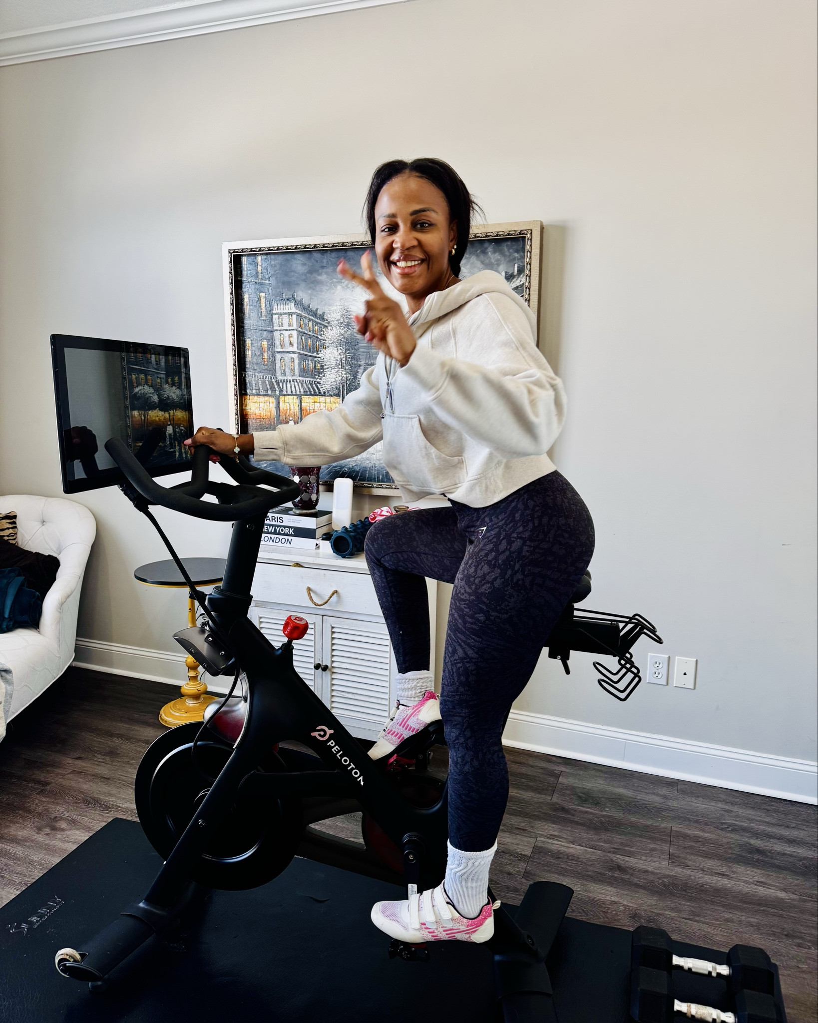Snowed in, but my goals are not. ❄️
I baked banana nut bread + sourdough… so a 40-minute Peloton spin at home felt like the only responsible plot twist. 😂🚴🏾‍♀️

If you’re in a winter slump, come move with me. We’re doing balance, not perfection.
Outfit today: Gymshark + Lululemon (linked on my LTK) ✨

winter slump workout, snow day cardio, peloton ride at home, 40 minute spin, home fitness routine, cozy winter workout, gymshark outfit, lululemon set, fit lifestyle, consistency motivation

#LTK #LTKFitness #LTKFinds #Peloton #SpinClass @lululemon #HomeWorkout #WinterWorkout #SnowDay #FitLifestyle #Gymshark #Lululemon #CardioDay #Consistency #WorkoutMotivation #AtHomeFitness #WinterSlump 

#LTKActive #LTKfitnessgoals #LTKmorningroutine