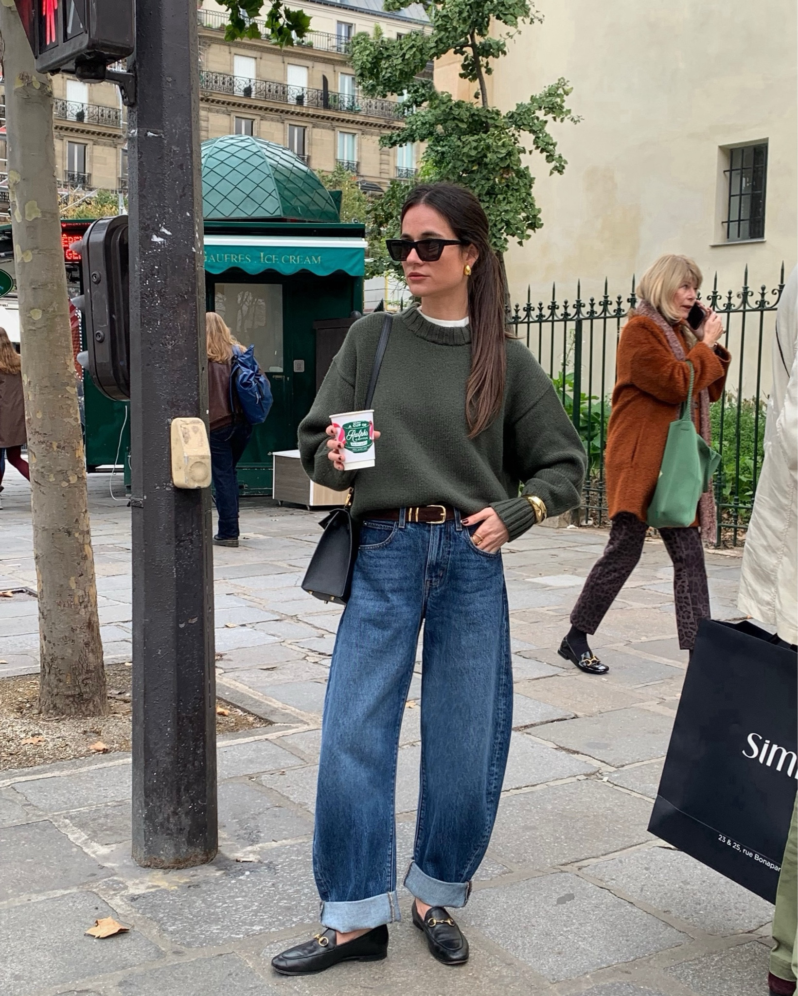 Oversized jeans are in 🤙🏻
