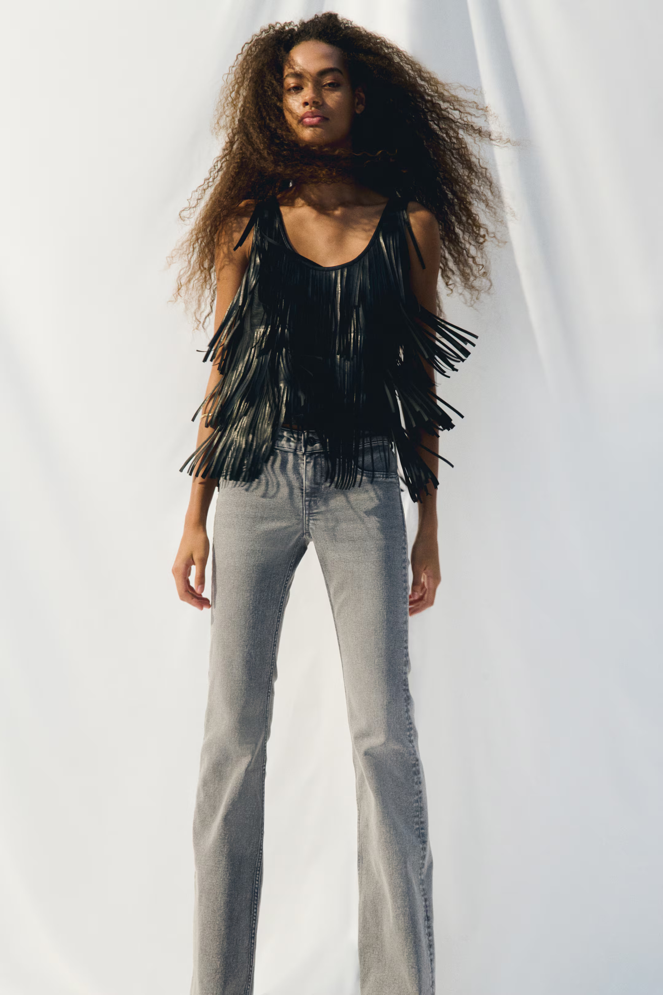 Flared Low Jeans | H&M (DE, AT, CH, NL, FI)