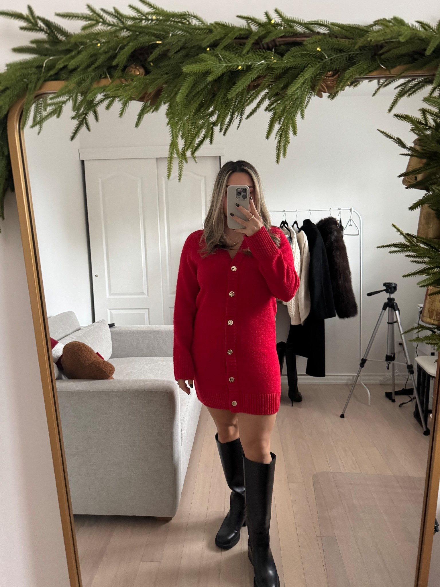 The coziest holiday dress you’ll wear all season ❤️🎄
This Abercrombie red cardigan dress gives classic Christmas vibes, Friendsmas energy & holiday family-dinner perfection — and it’s 25–50% off for Black Friday!

Soft, flattering, festive, and so easy to style. Perfect for holiday dinners, Christmas Eve outfits, winter date nights, and cozy-chic parties.

Tap to shop — this holiday red is selling out everywhere 🔥✨

#LTKholiday #LTKwinter #LTKsale