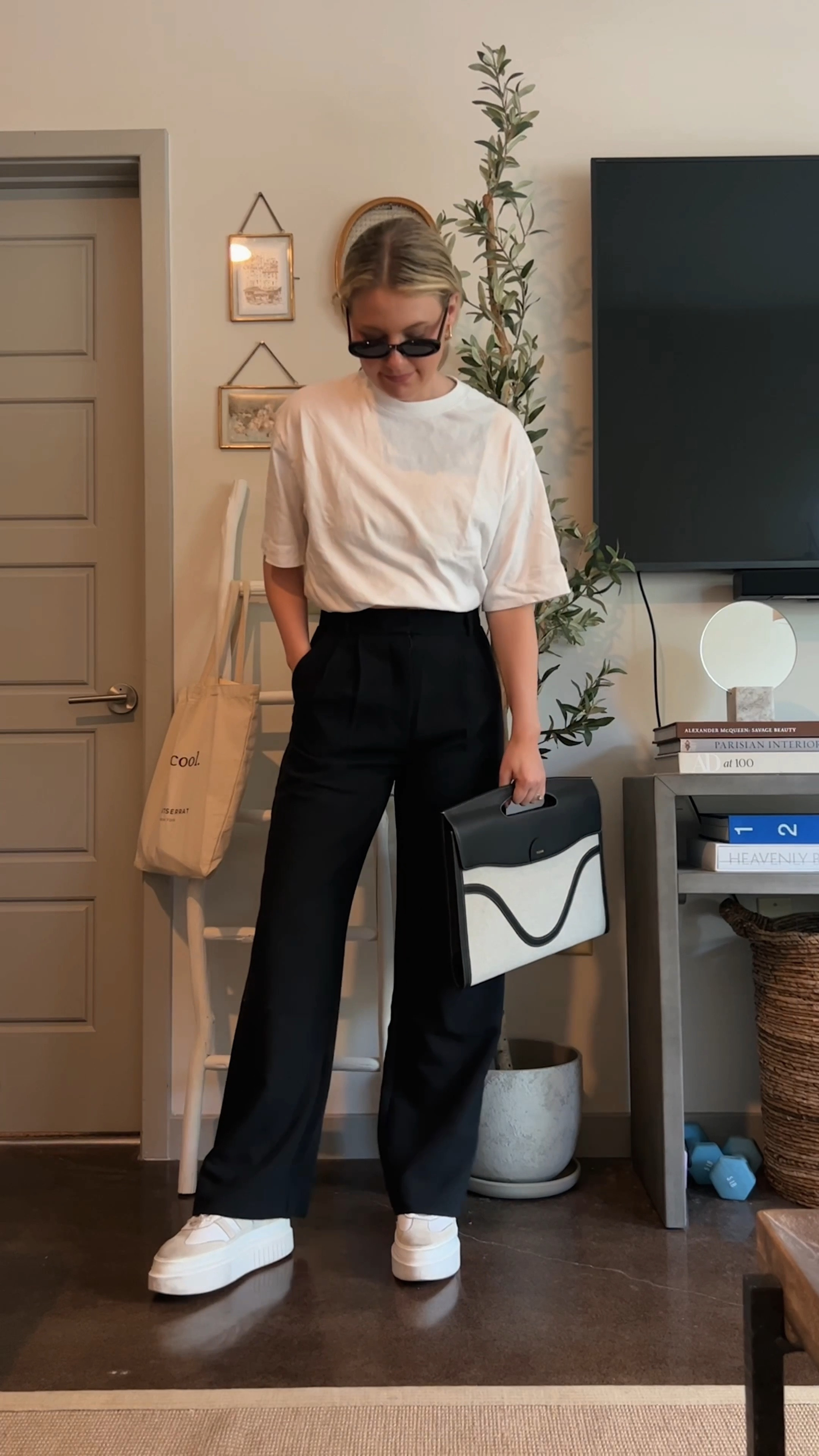 Styling two looks for back-to-office season with @oleada_official💼I fell in love with their Captain Sleeve Suite to carry my laptop to all of my meetings, and their Echo Bag is the perfect nod to the metallic trend for this fall (how fun for happy hour?!) Which look would you wear?✨

#LTKSeasonal #LTKworkwear #LTKstyletip