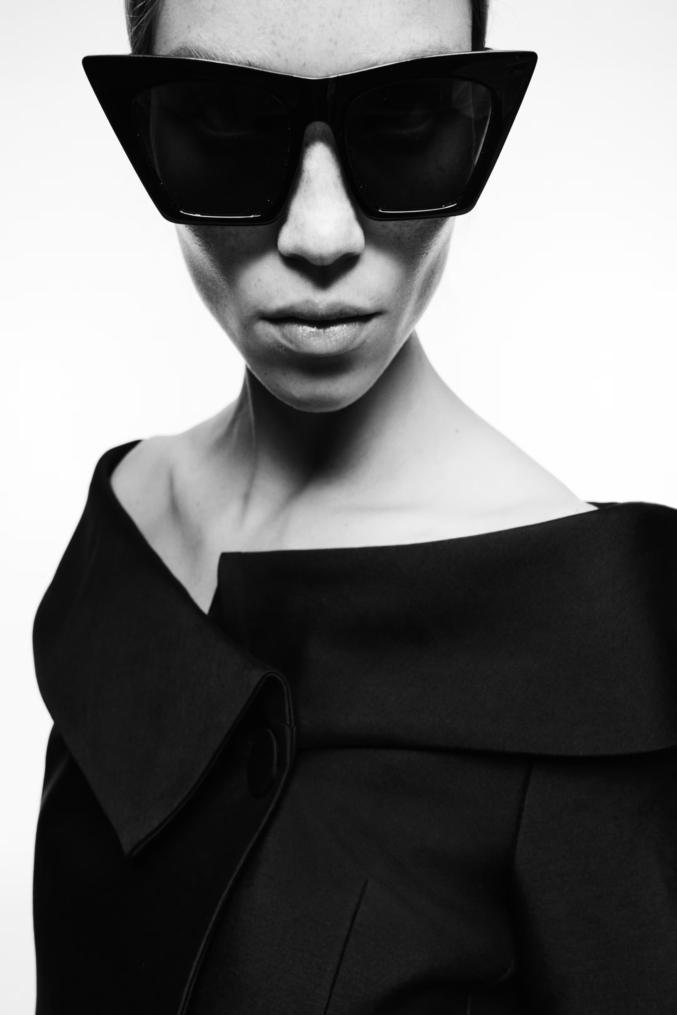 Double-breasted blazer dress | H&M (UK, MY, IN, SG, PH, TW, HK)