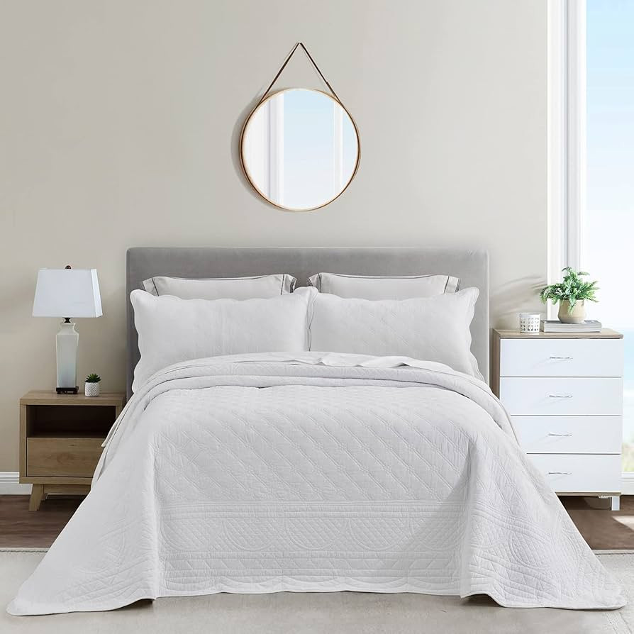 CHIXIN Oversized Cotton Bedspread King Size - Real Stitching - Luxury Quilted Bedding Cover for A... | Amazon (US)