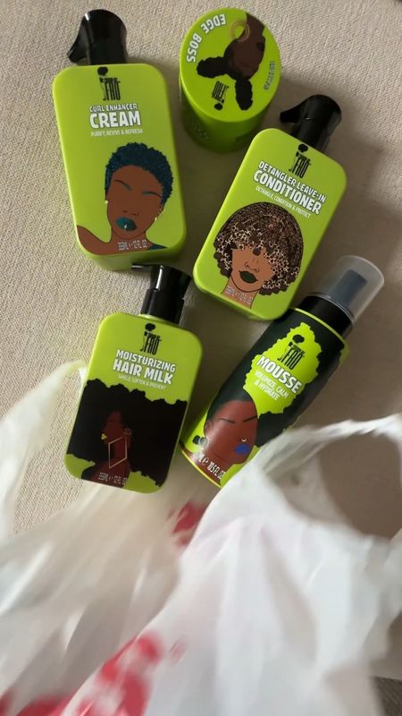 #naturalhairlrpoducts #hairstyling #hairproducts when in doubt always have a good styling mousse or hair cream. Pardon my Fro is available at CVS, Target and Walmart! I tagged all of them for ya 

#LTKVideo