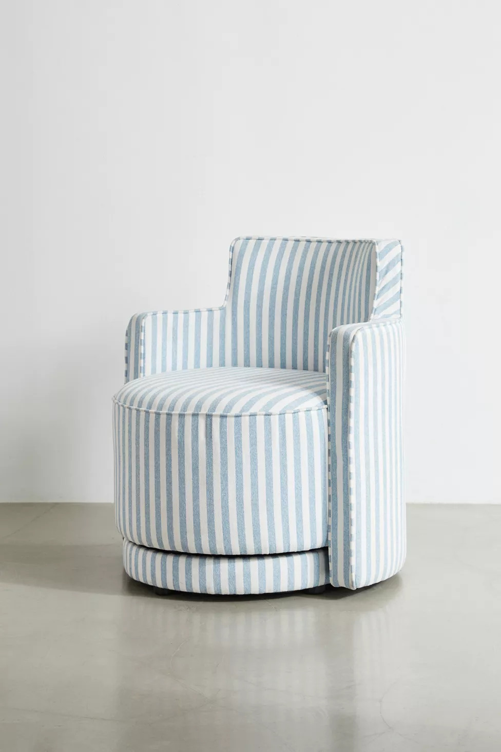 Rhea Chair | Urban Outfitters (US and RoW)