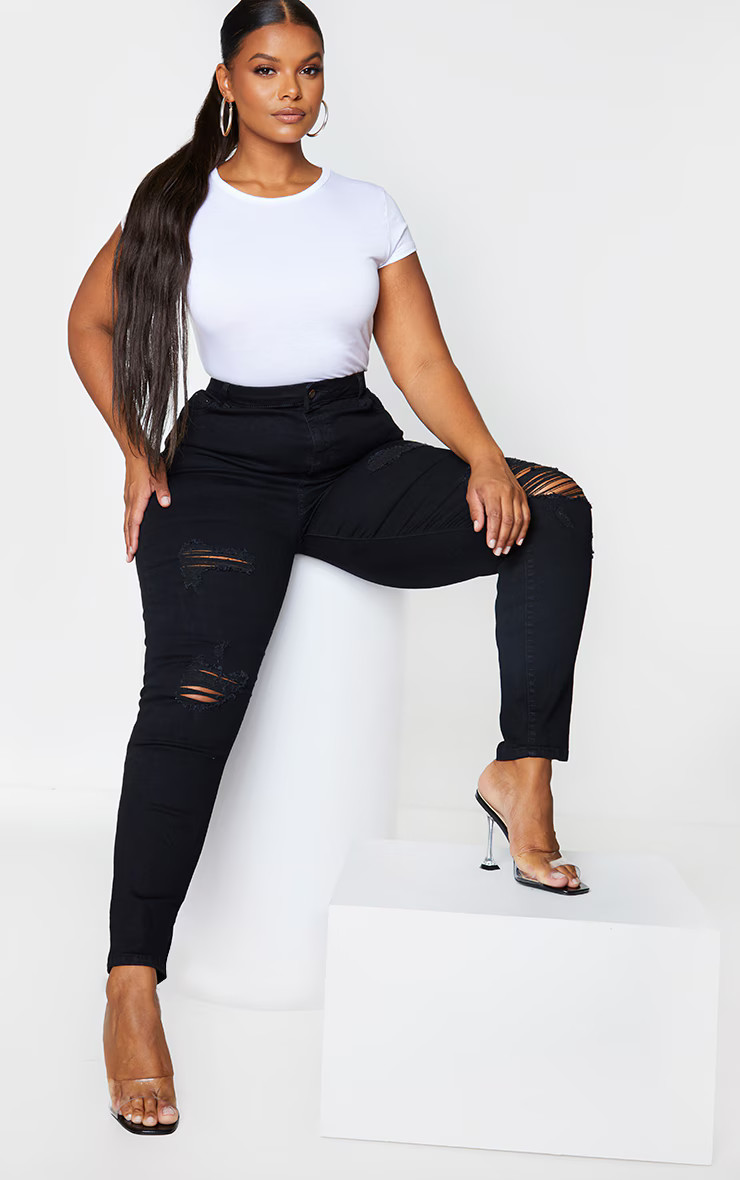 PRETTYLITTLETHING Plus Black 5 Pocket Ripped Skinny Jeans | PrettyLittleThing US