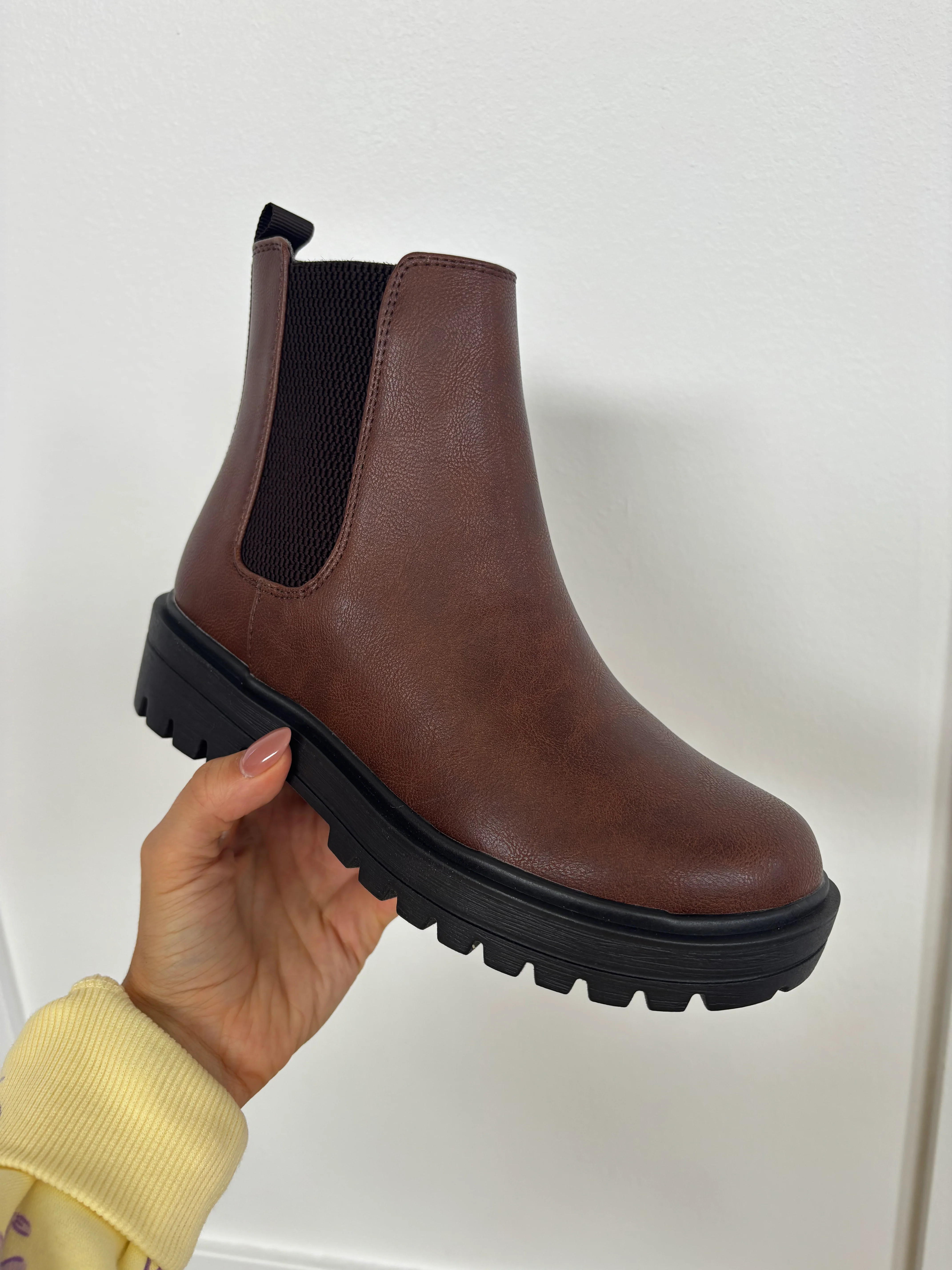 Paden Chelsea Bootie - Cognac & Black | Willow Boutique