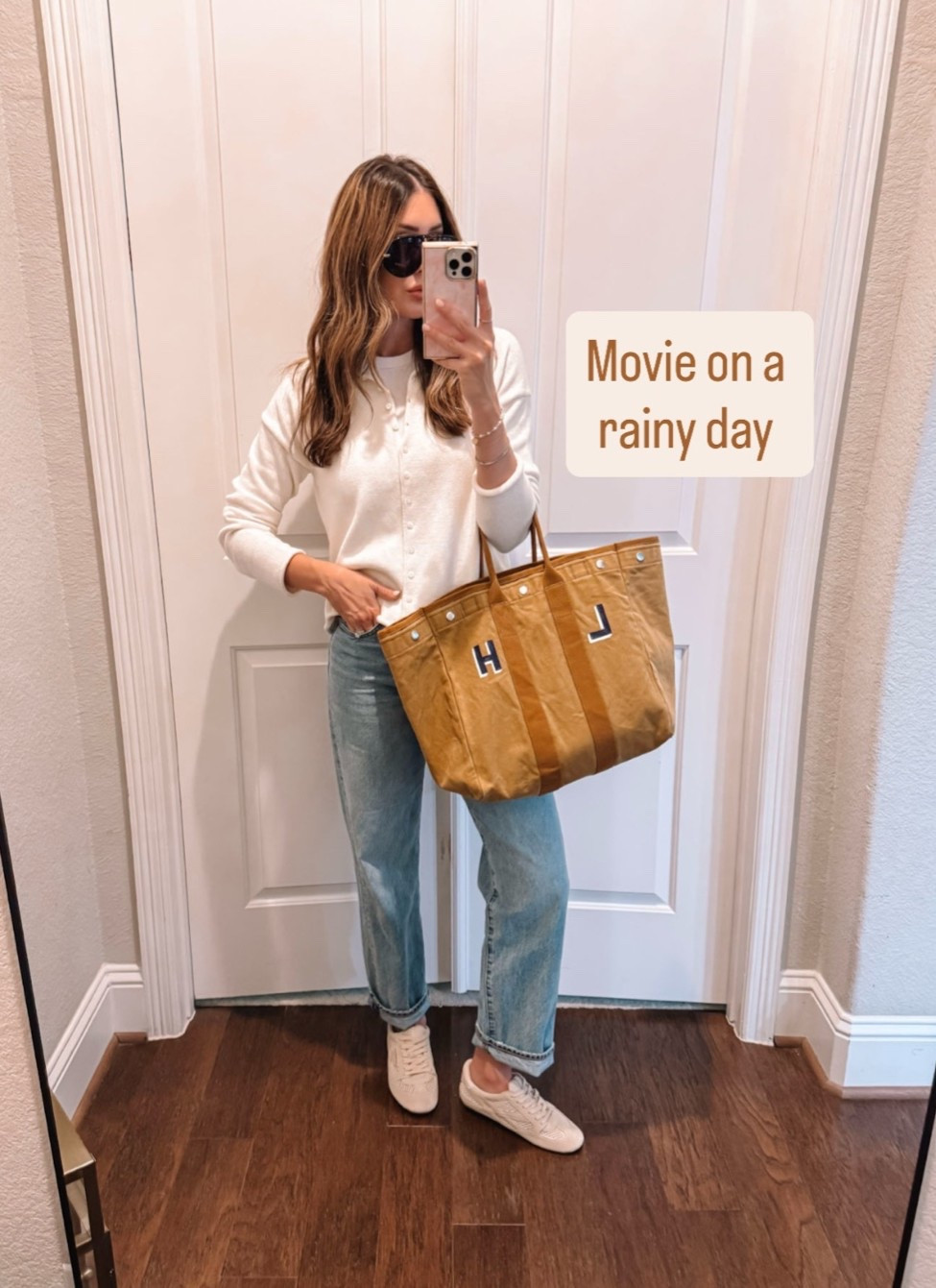 Medium in cardigan, size 26 in jeans