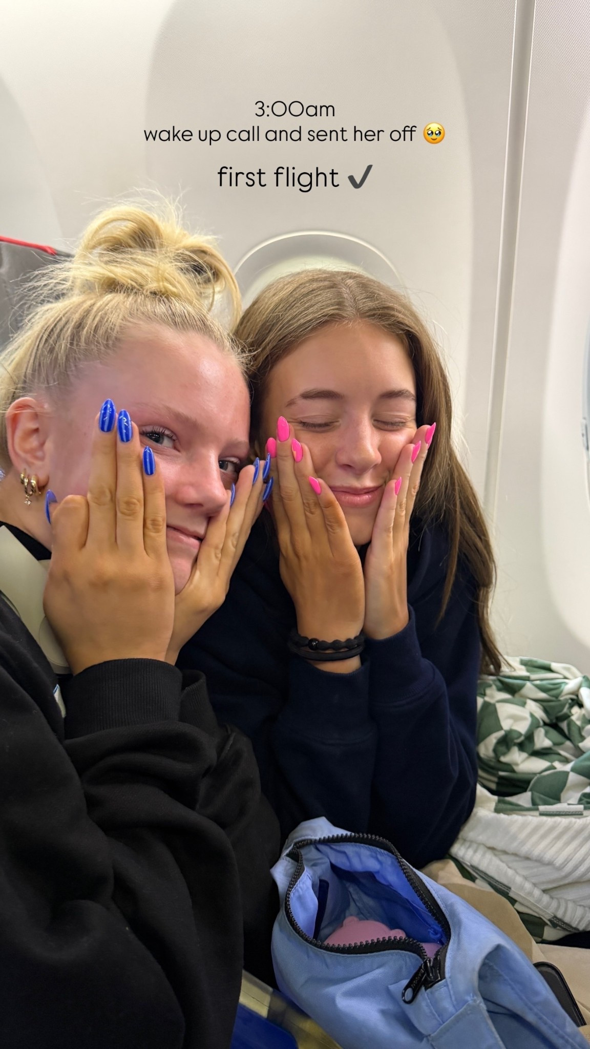 first flight ✔️ 3:00am
wake up call and sent her off 🥹