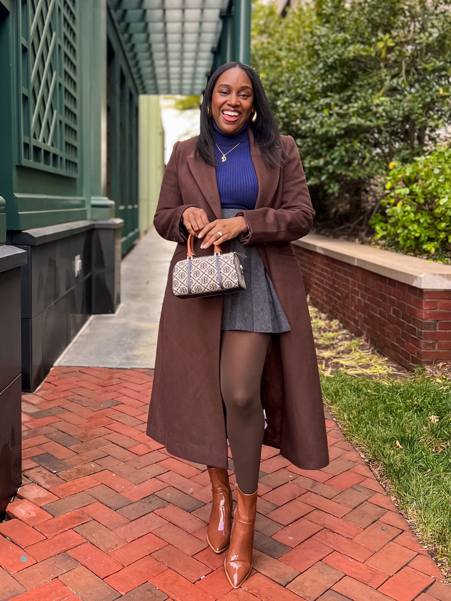 Here’s what I wore out to eat to celebrate my birthday 💙🤎🩶 My vision of a cozy winter color palette look came to life 😍 

#LTKFindsUnder50 #LTKootd #LTKSeasonal