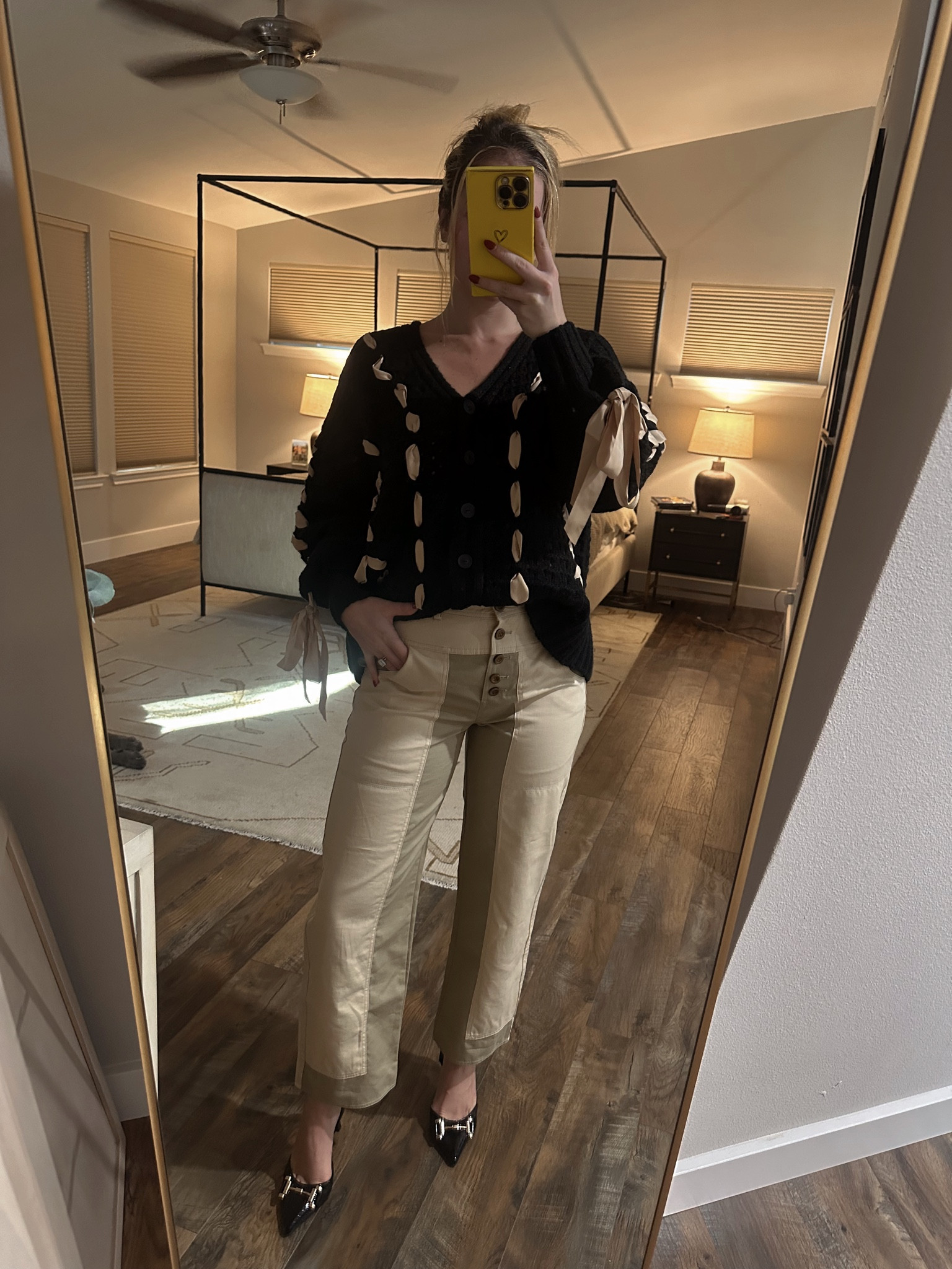 The cutest oversized sweater 🫶🤍

#LTKstyletip #LTKHolidaySale #LTKsalealert