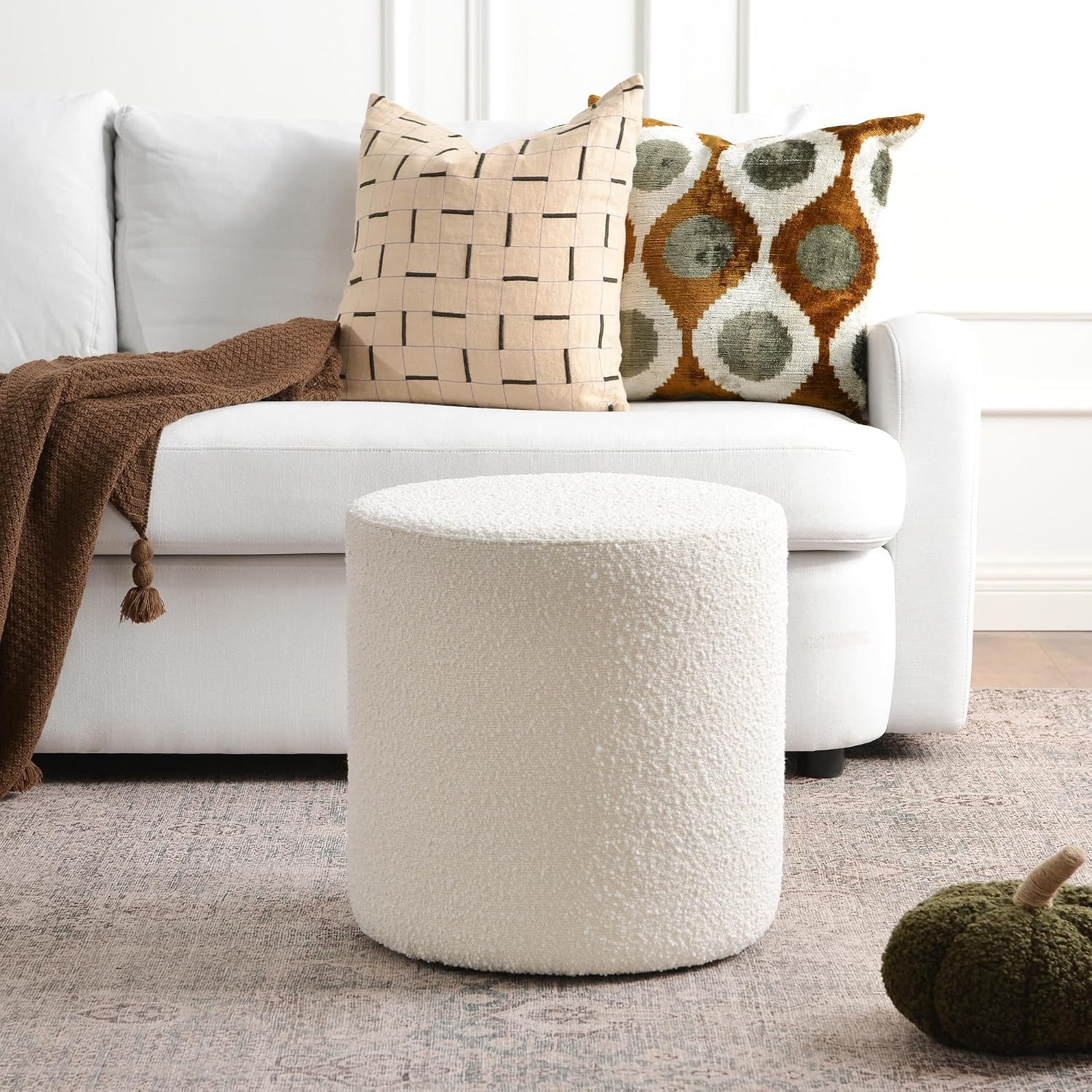 KINWELL Modern Round Boucle Ottoman (18" Dx 18" W x 18" H) | Amazon (US)