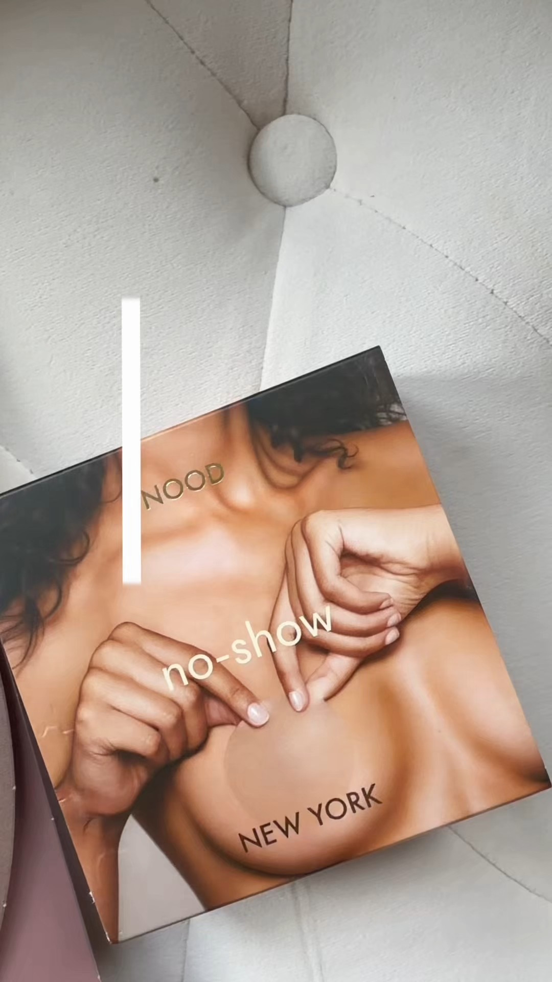 Breastfeeding mamas & my larger-than-life boob girlies — listen up 👀
NOODS is finally letting us wear the dresses we’ve been dreaming about without straps, stress, or sacrifice 🙌🏼✨