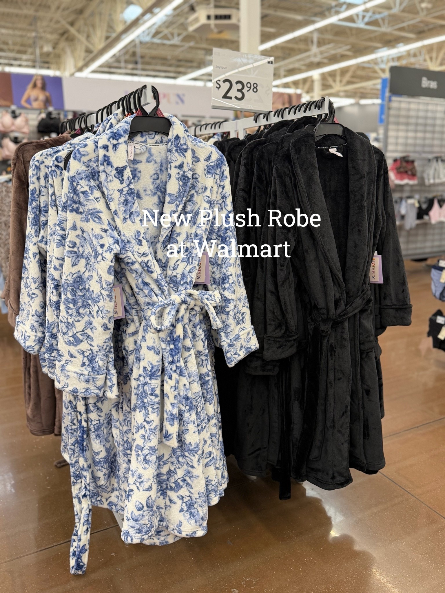 Plush, soft , and comfortable robe. Great for the price 🔥

#LTKdayinmylife #LTKSeasonal #LTKootd