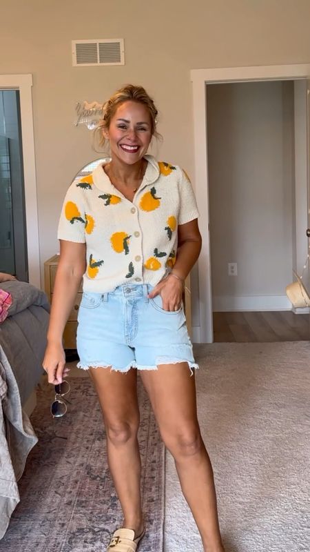 Denim shorts from Old Navy are perfect for us petite gals! They’re just the right length! 

I’m wearing a 6 in the shorts and Medium top! 



#LTKSeasonal #LTKStyleTip #LTKFindsUnder100
