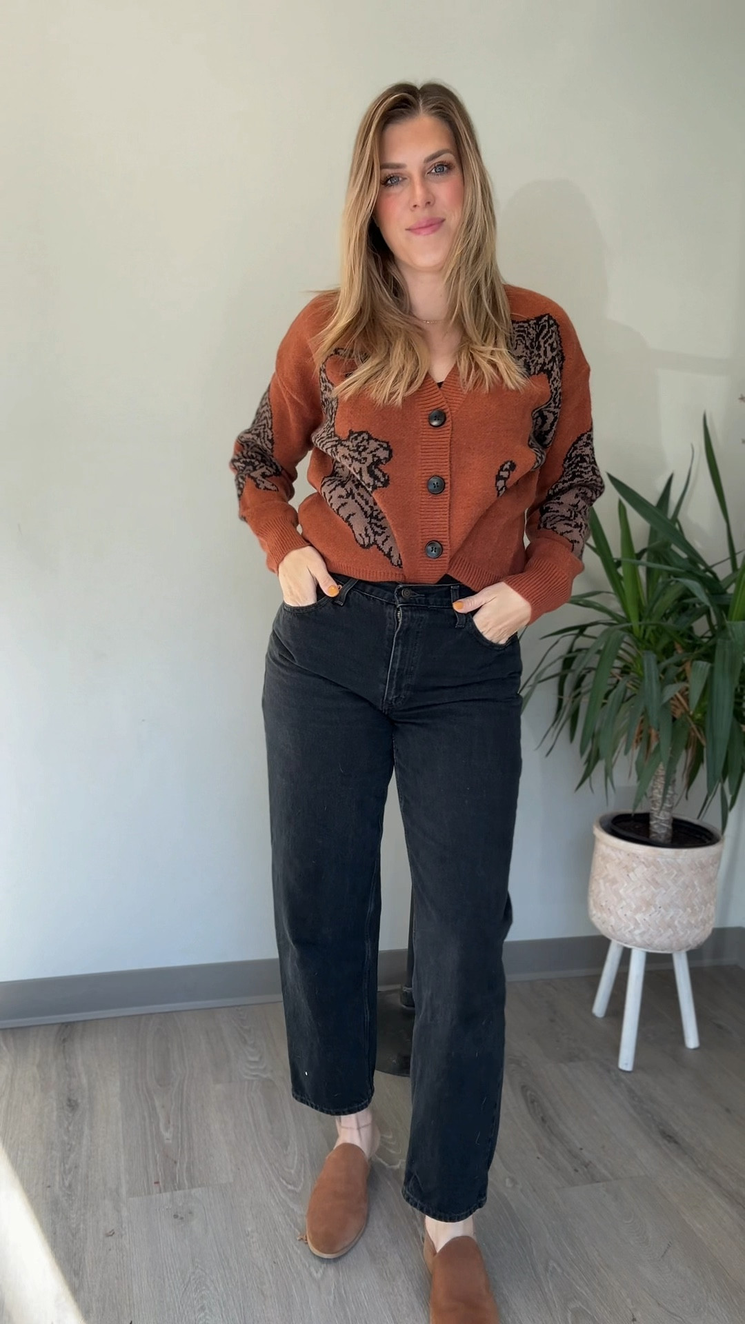 Fall sweaters are finally here and I am OBSESSED with the new ones I got this year!! 

#LTKSeasonal #LTKMidsize #LTKFindsUnder50