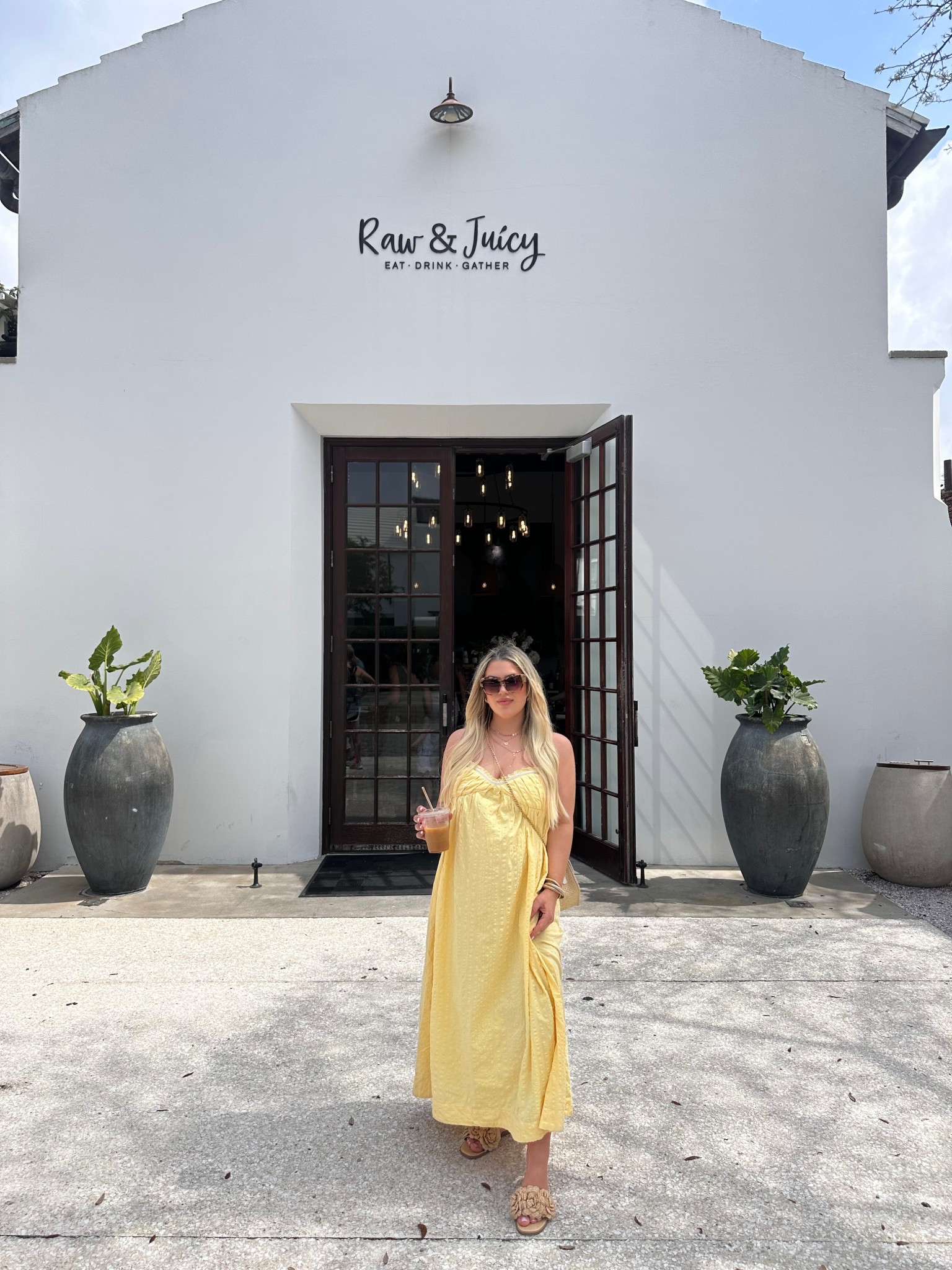 The perfect summer dress 💛 works great with a bump 🤰🏼comes in several cute colors 

#LTKFamily #LTKBump #LTKStyleTip