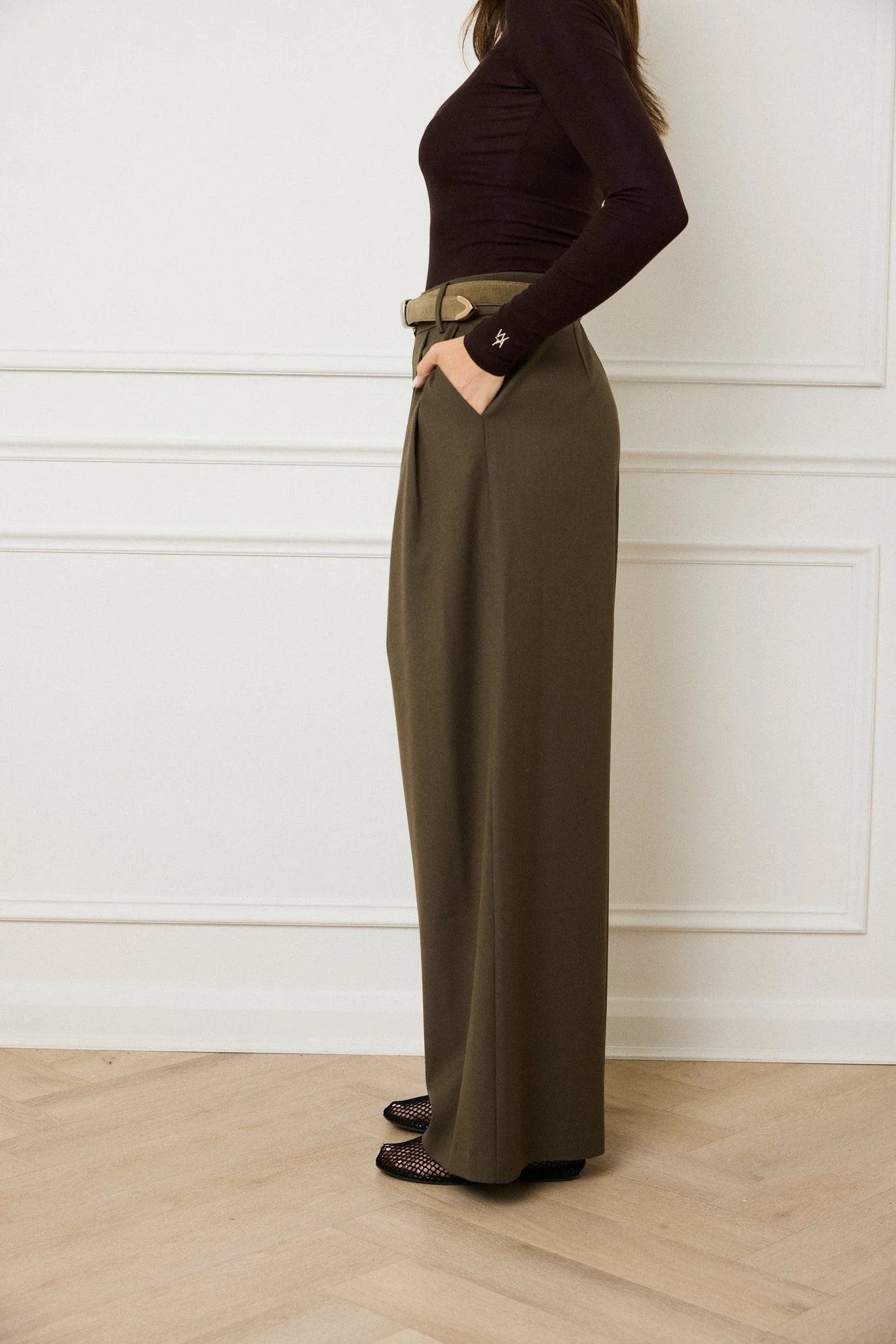 ULTRA WIDE LEG TROUSER - KHAKI | WAT The Brand