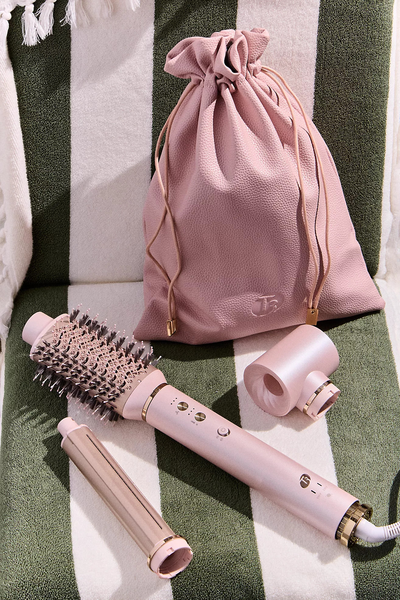 T3 Aire 360 Ceramic Air Styler Blowout Kit | Free People (Global - UK&FR Excluded)