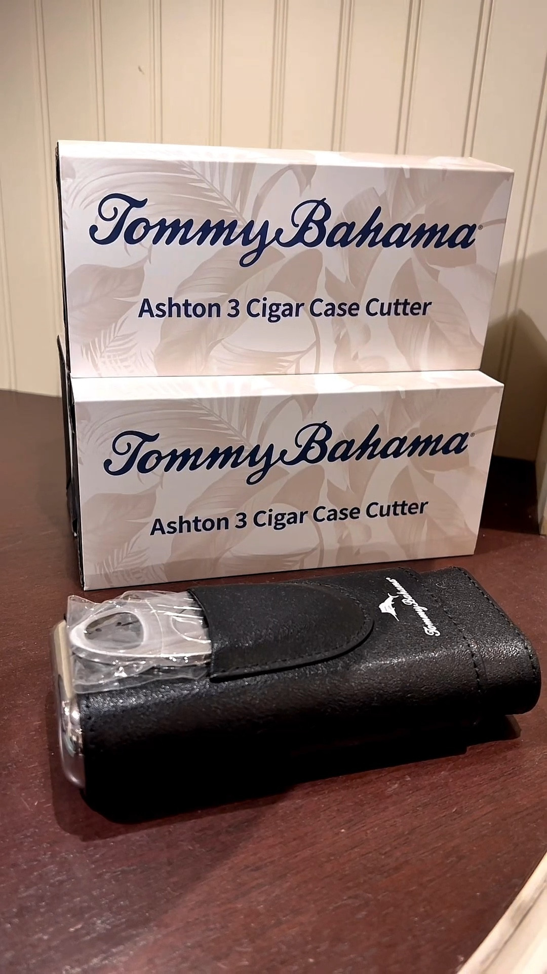 Father’s Day Gift Ideas from Tommy Bahama

#LTKSeasonal #LTKOver40 #LTKHome #LTKU #LTKTravel #LTKValentine #LTKActive #LTKvlog