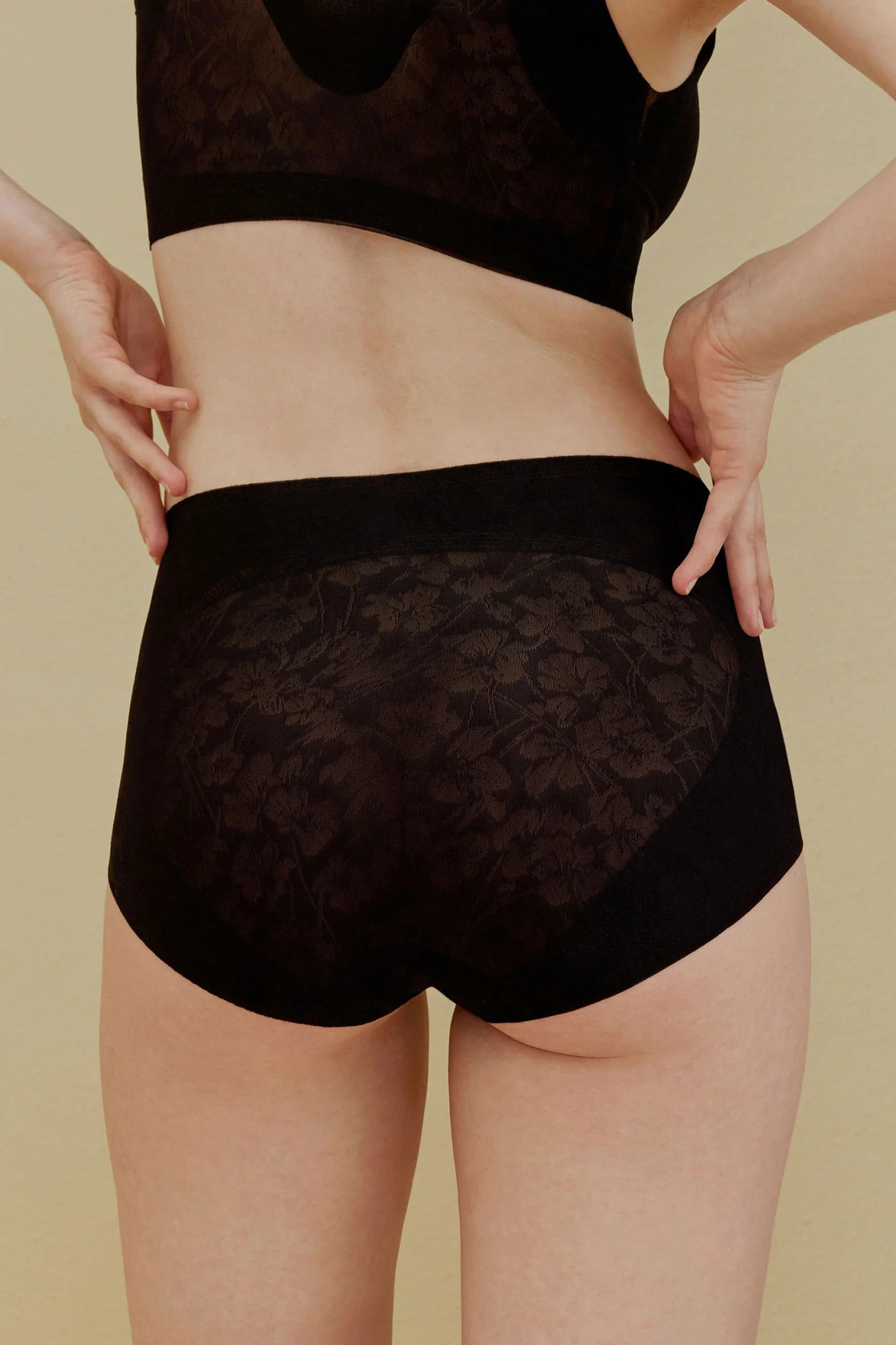 Barely Zero Lace Brief | NEIWAI