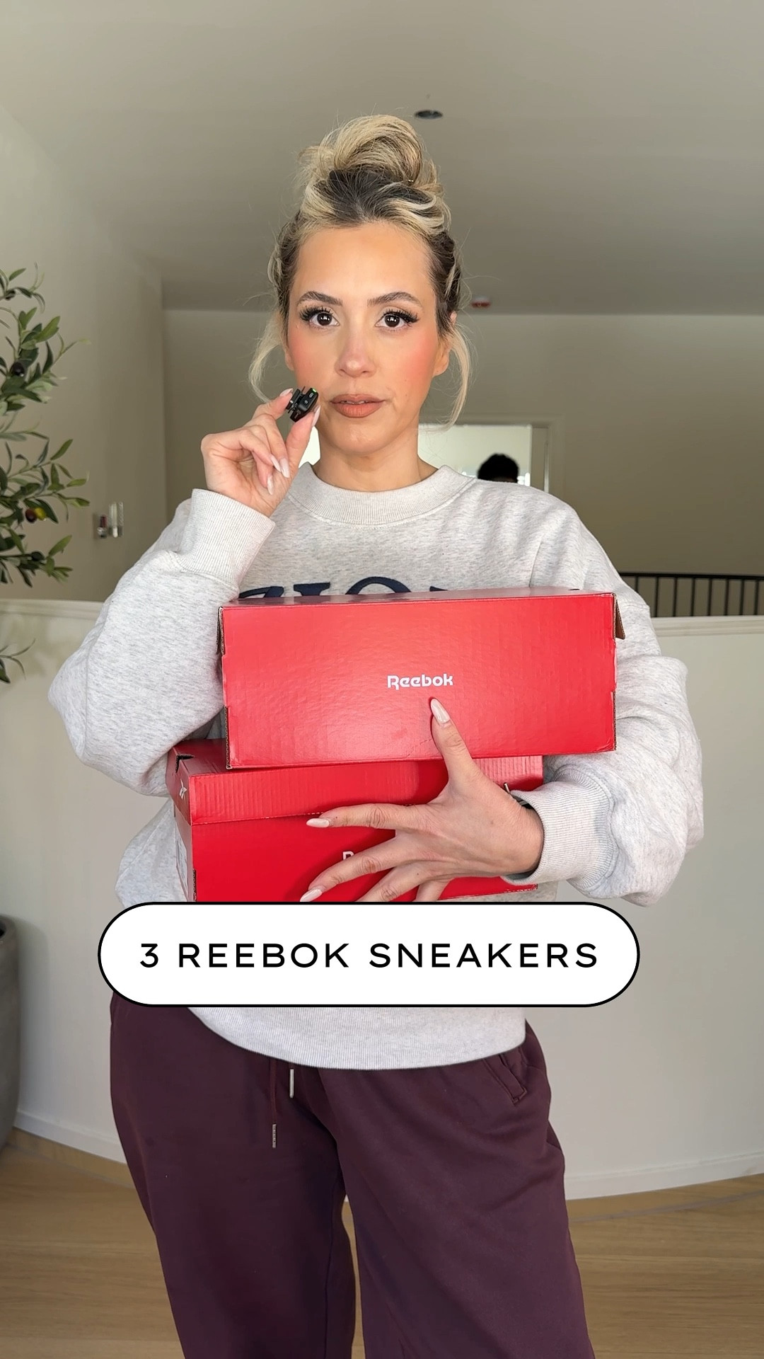 The comfiest & cutest women's @reebok sneakers 😏 #reebokpartner


#LTKFindsUnder50 #LTKSaleAlert #LTKGiftGuide