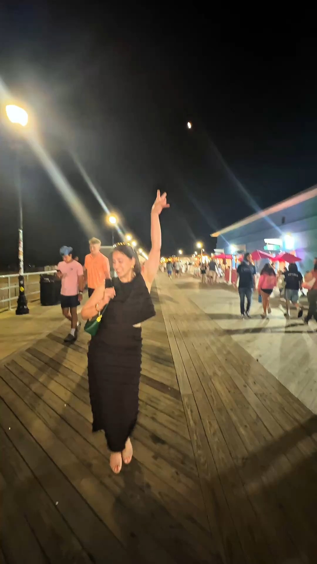 You found the Amazon shoes that feel like clouds and cost less than lunch.


#LTKOver40 #LTKBeauty #LTKPetite