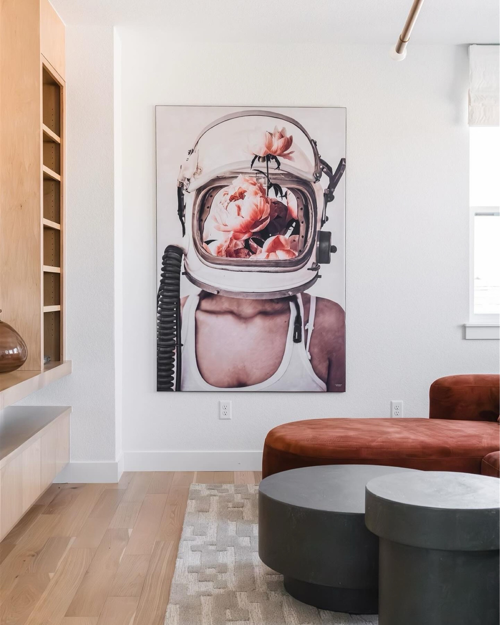 Loft details in our home 

Home decor 
Sofa 
Coffee Table 
Rug
Lighting 